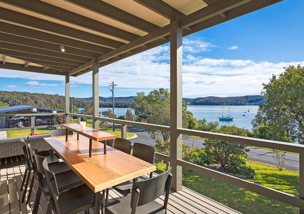 Narooma House | 19 Lakeview Drive Narooma