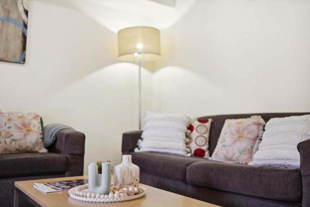 Northbridge Apartment | 1BRD 1BTH 1PRK - Northbridge Apartment