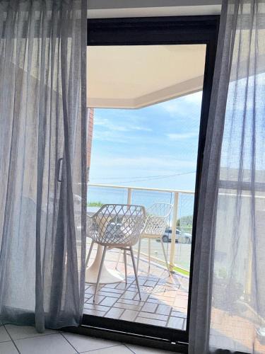 Coolum Beach Apartment | 2Bdr Beachfront Apartment - First Bay Coolum