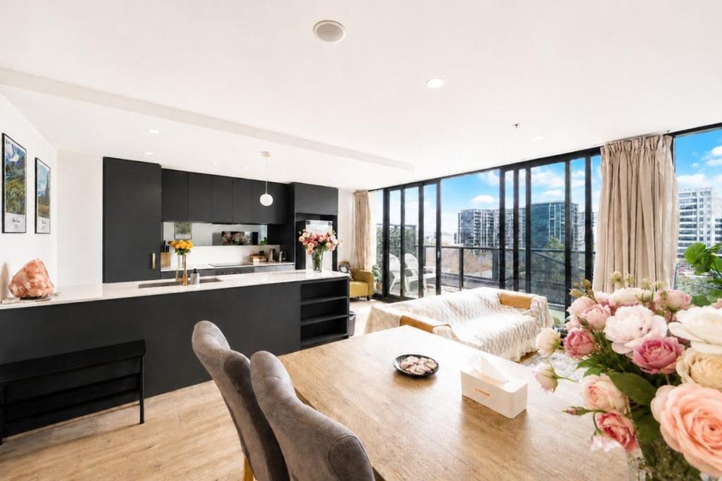 Canberra City Centre Apartment | 3 BRs topfloor view@Heart of Canberra free parking