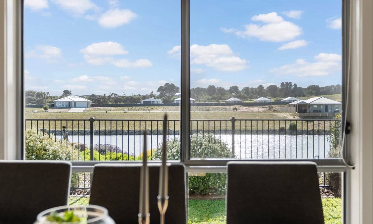 Nangkita House | 32 Blanche Pde Hindmarsh Island