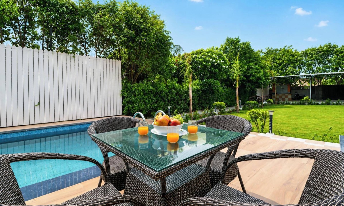Noida Villa | 4 Bedroom Farmhouse With Private Pool In Noida