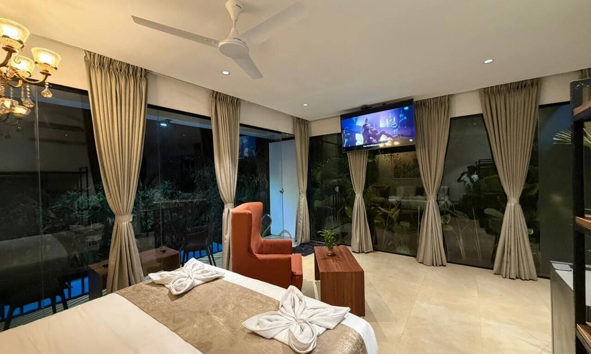 Paud Resort | 7 Tree Resort & Restaurant