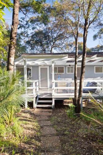 Mossy Point House | A Classic Beach House - Waterfront Access and Short Walk to Beach