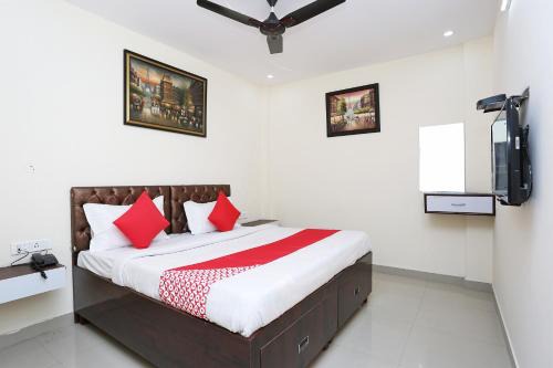 Old Gurgaon Hotel | A2K Residency