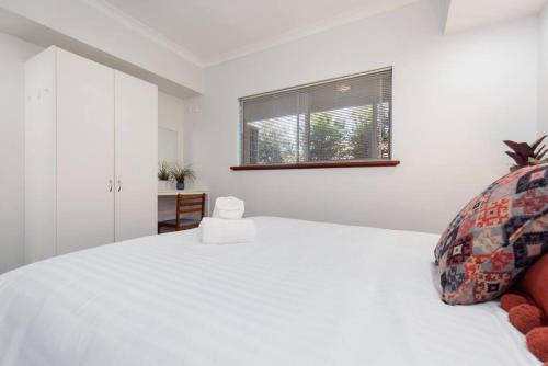 Connolly Apartment | A5 - Bright and spacious 1 bathroom apartment