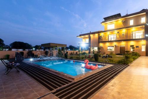Amer Villa | Abhinandan Farm by ELIVAAS
