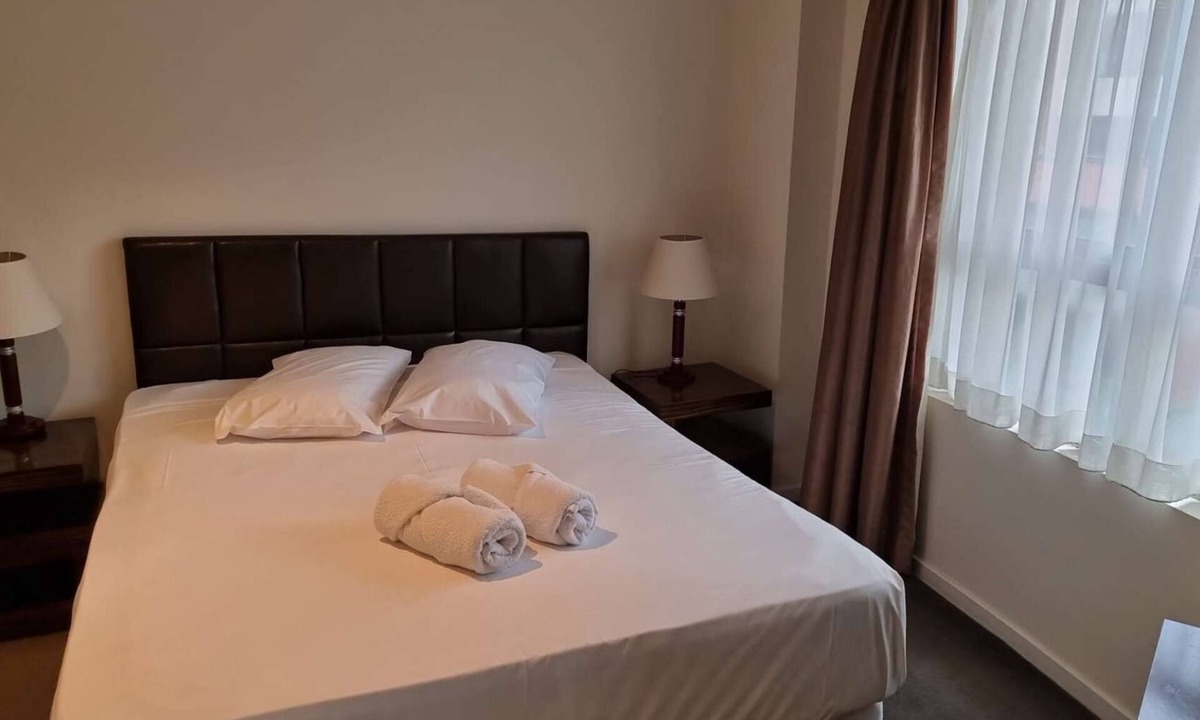 Darling Harbour Apartment | Accommodation Sydney | Darling Harbour One-Bedroom Apartment