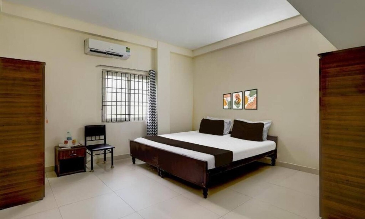Iyyappanthangal Hotel | Aditya Residency SRI Ramachandra