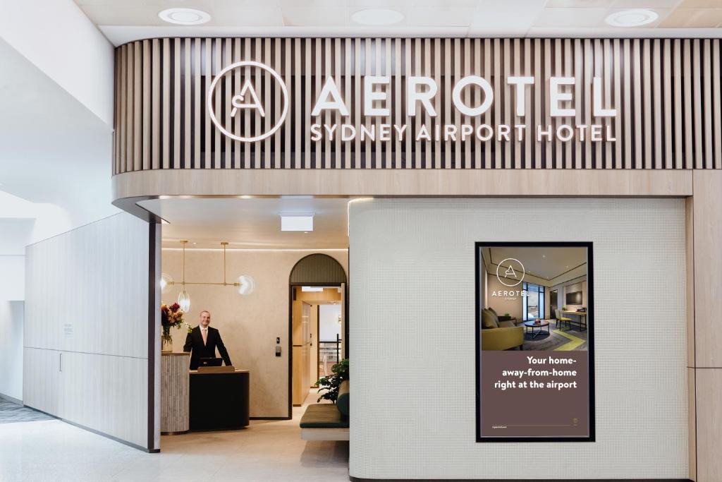 Mascot Hotel | Aerotel Sydney - Inside International Terminal Airport