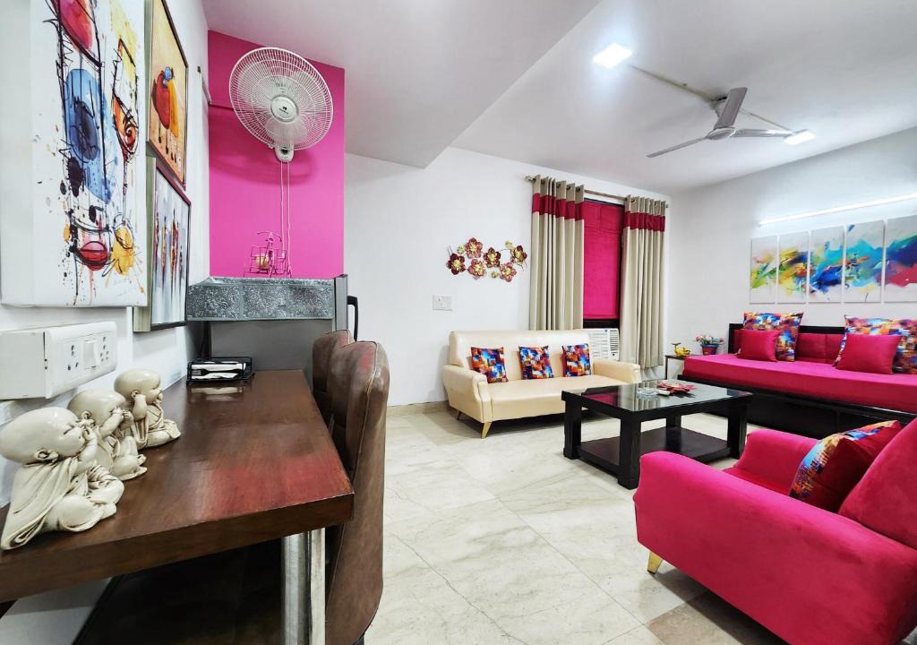 Greater Kailash Apartment | Air Purifier - Spacious 1BHK with 2 restrooms 5