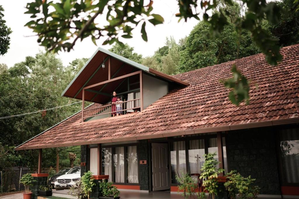 Naduvattam House | Alanz Kokaal Greenhills Resort