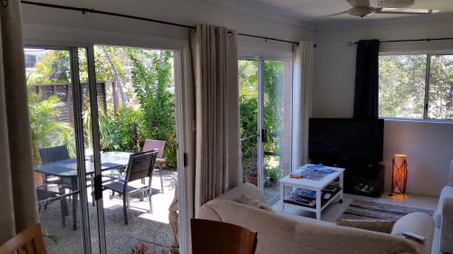 Alexandra Headland Apartment | Alexandra Headland