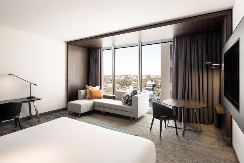 Rivervale Hotel | Aloft by Marriott Perth