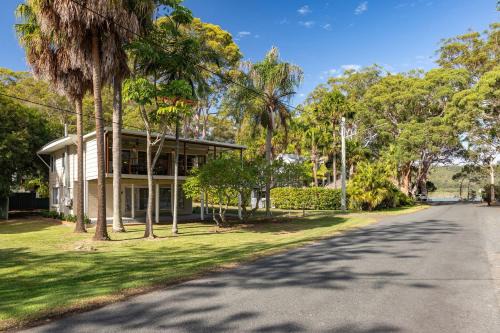 Smiths Lake House | Amaroo Cottage Smiths Lake