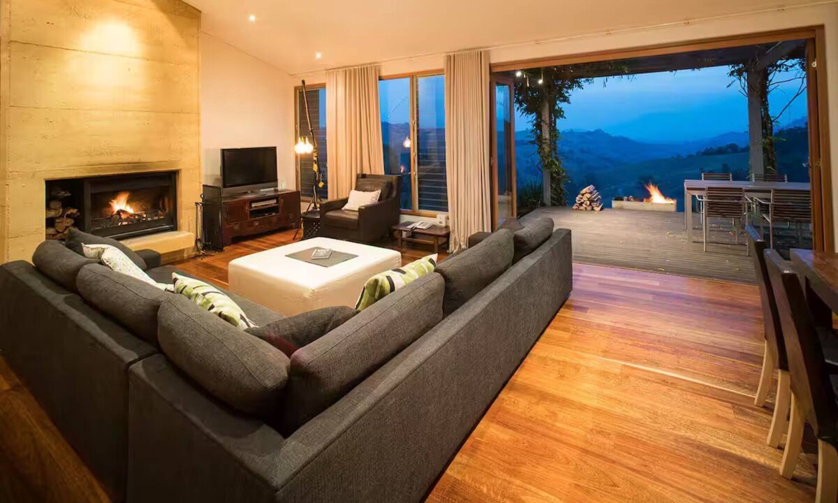 Kanimbla House | Amazing 3 bedroom house on 5 acres