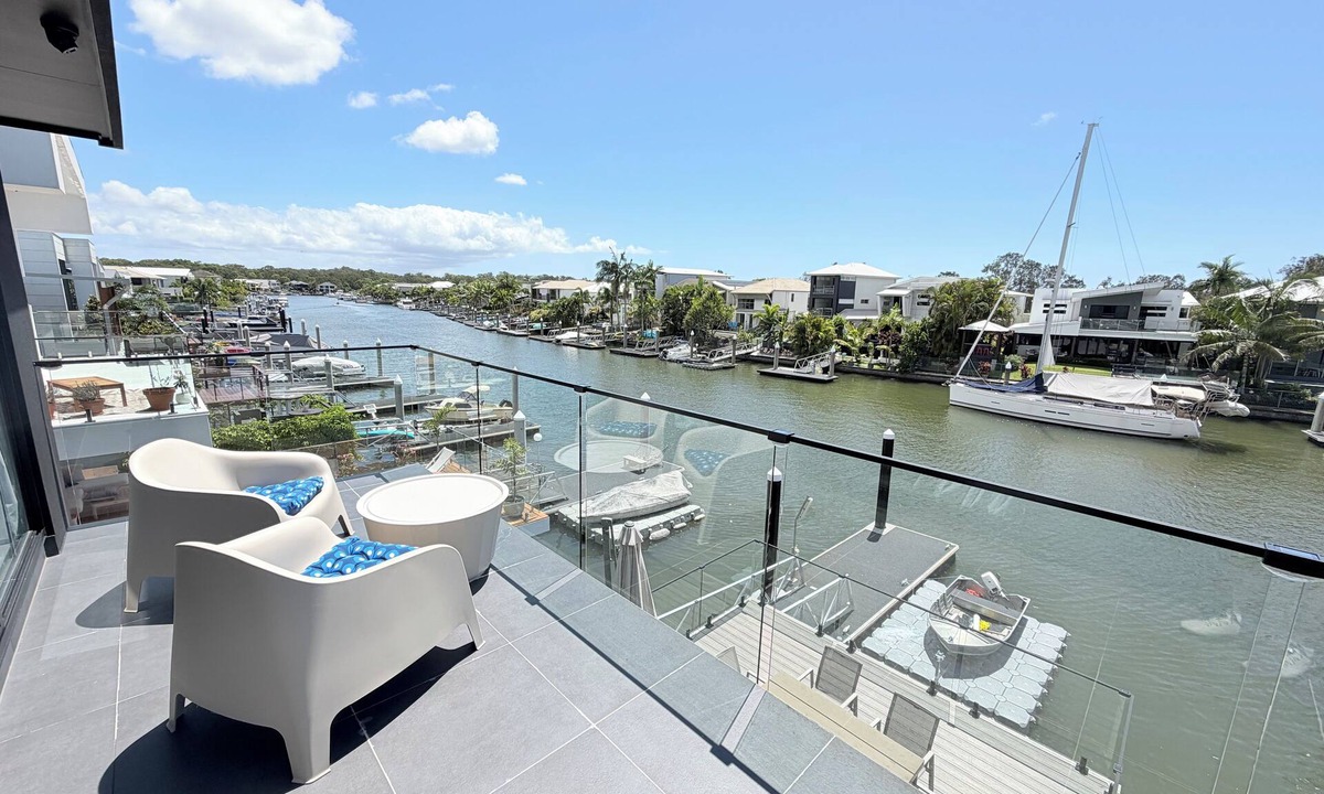 Coomera House | Amazing Luxury waterfront Dreamhome&Ev Charging