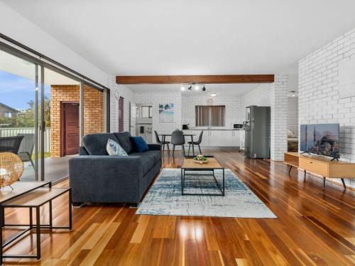 Vincentia Apartment | Ammos by Experience Jervis Bay