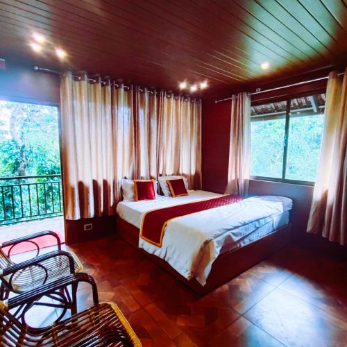 Udumbanchola Villa | Amrita Nanda Farm Stay - Near Munnar 21 km from town