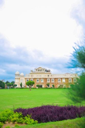 Jamwa Ramgarh Hotel | Ananth Aravali Resorts & Water Amusement Park