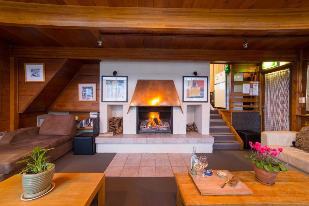 Thredbo Cabin | Aneeki Ski Lodge