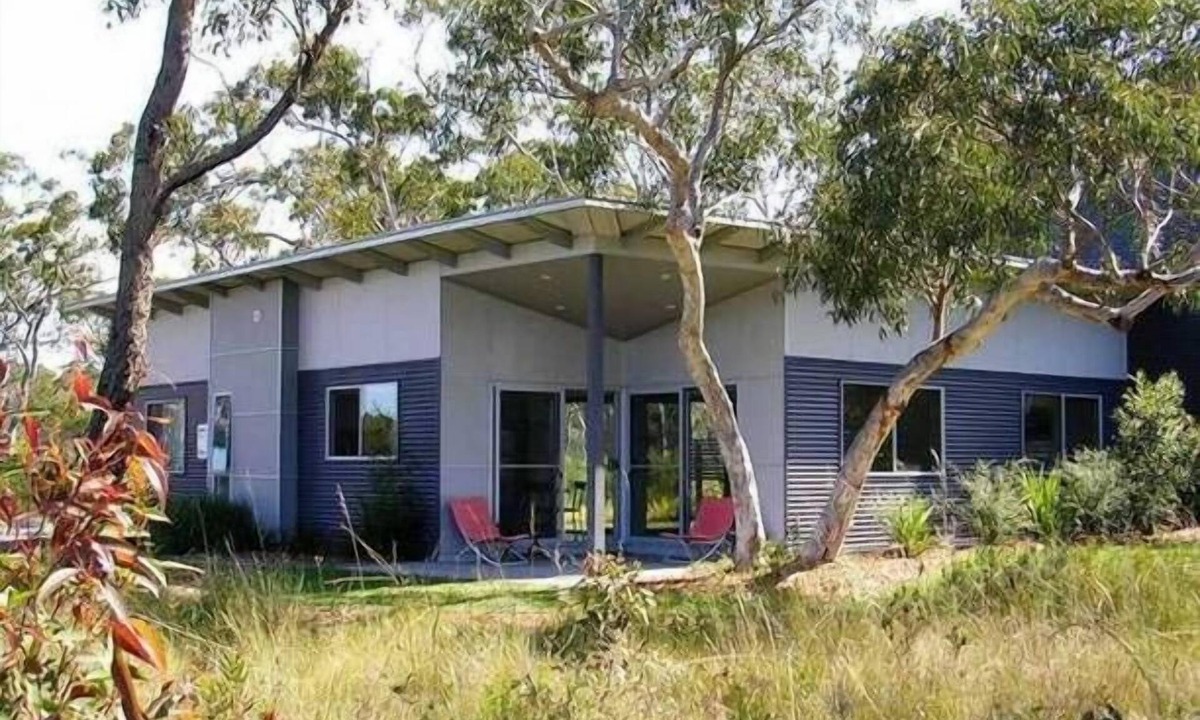 Worrowing Heights House | Arthouse Accommodation