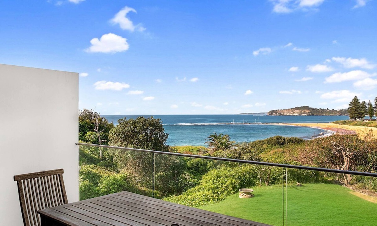 Mona Vale Apartment | Basin Beachfront by Beach Stays