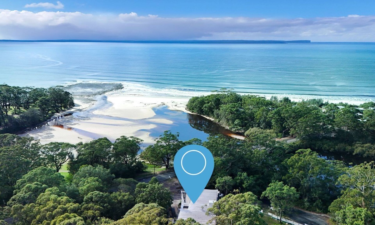 Huskisson House | Bay Blu - Pet Friendly - Waterfront