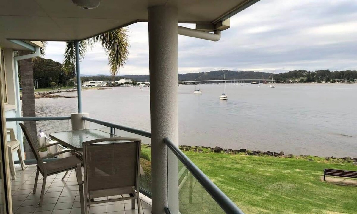 Batemans Bay Apartment | Bay Getaway...walking distance to town