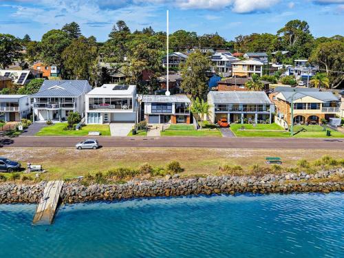 Tanilba Bay House | Bayview Nook Tanilba Bay