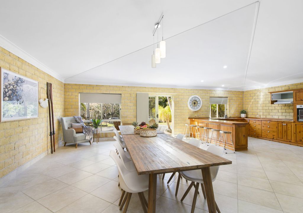 Bonny Hills House | BEACHSIDE HIDEAWAY - Bonny Hills