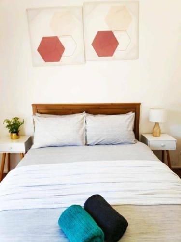Glenfield House | ¶Beautiful Pet Friendly Bedroom Room+TV + Wifi Pet Friendly