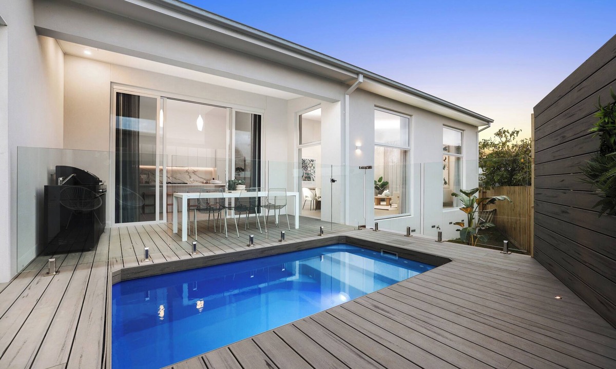 Safety Beach House | Bella Villa - 4pm check out Sundays*