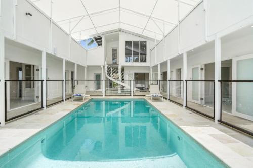 Trinity Beach House | Belle Escapes Villa Rosa just minutes to Trinity Beach