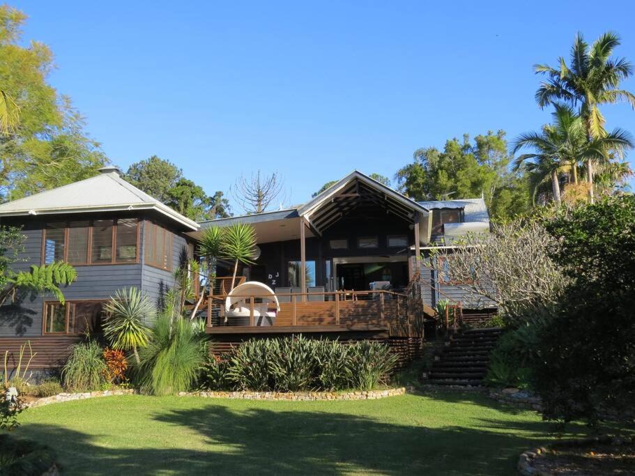 Fernmount House | BELLINGEN CONVERTED CHURCH on the river (Pet Friendly)
