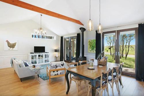 Belford House | Block Eight Estate Barrington View Villa