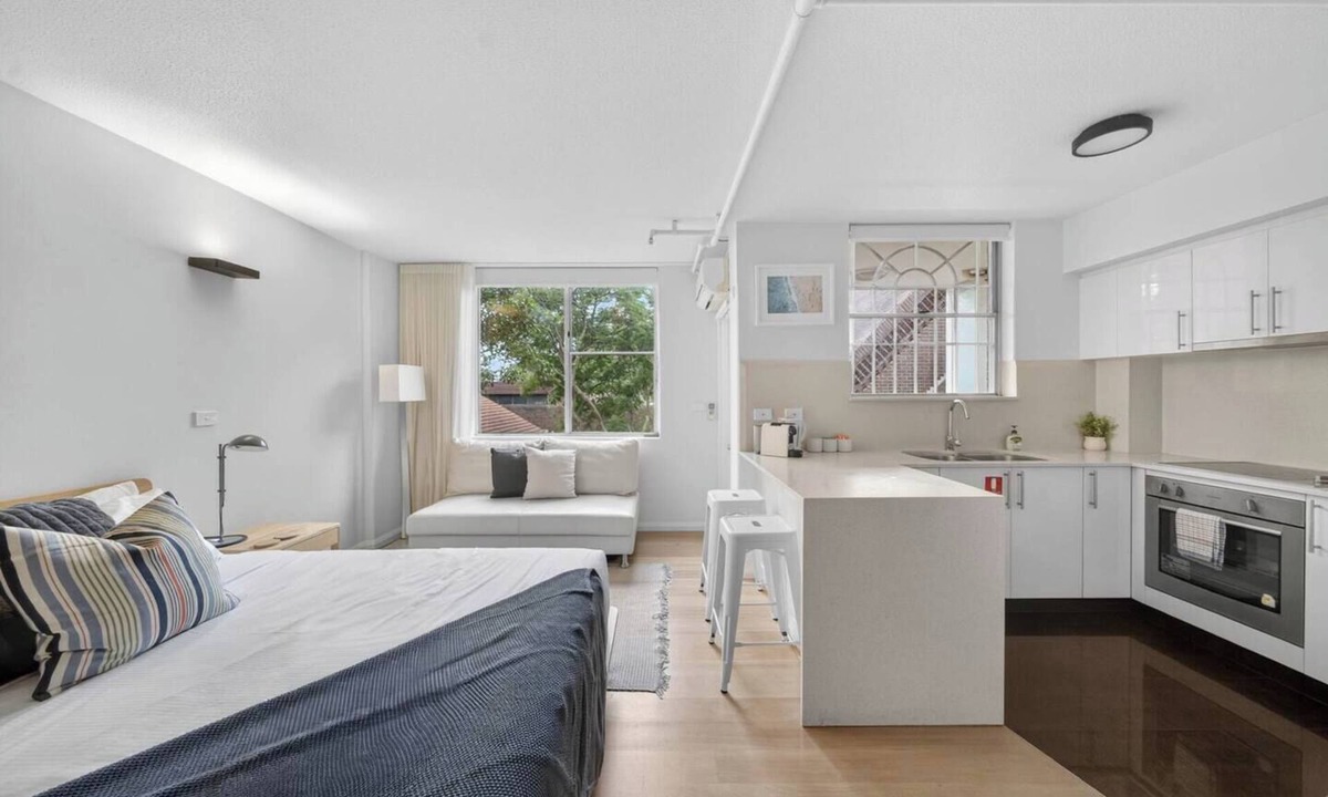 Bondi Apartment | Bondi Hideaway Rooftop Pool near Beach and Cafs