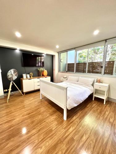 Bellevue Hill House | Bondi Modern Beachside Suite