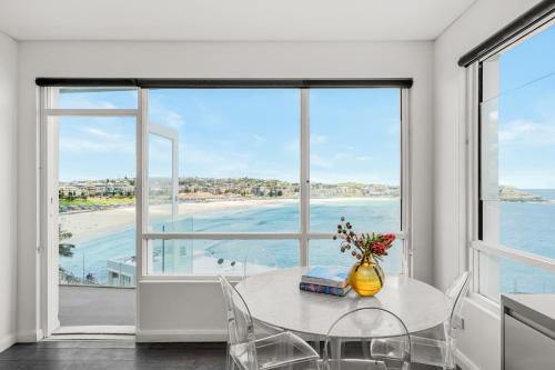 Bondi Beach Apartment | Breathtaking Bondi Beach