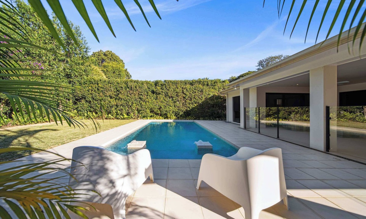 Buderim House | Buderim Mountaintop Retreat With Pool