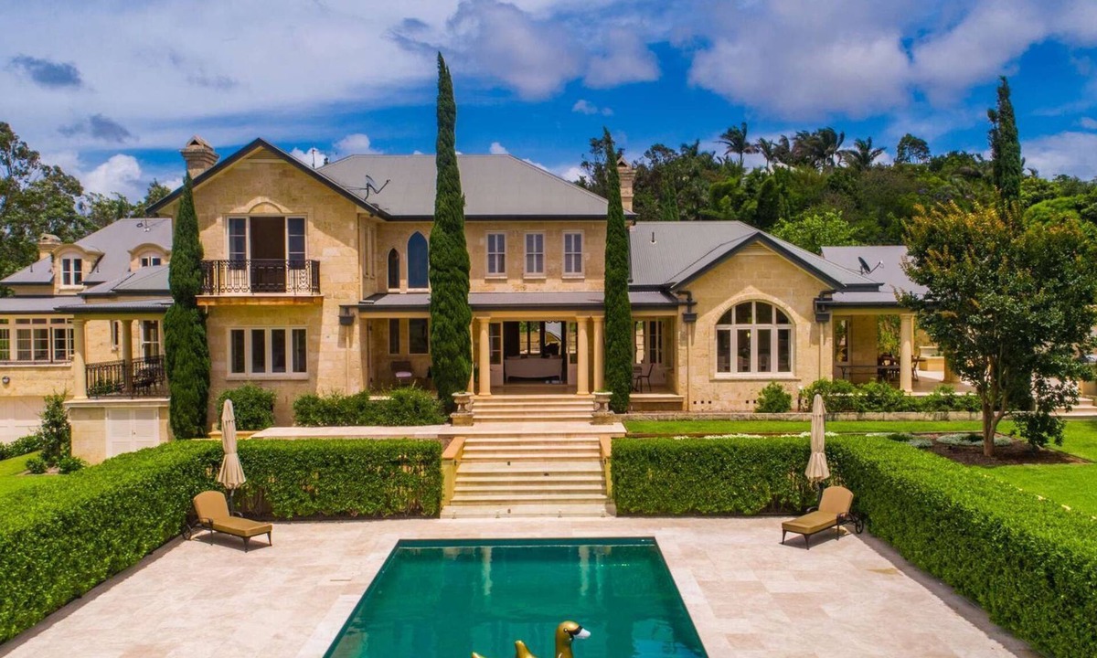 Knockrow House | Byron Bay Estate by Contemporary Hotels