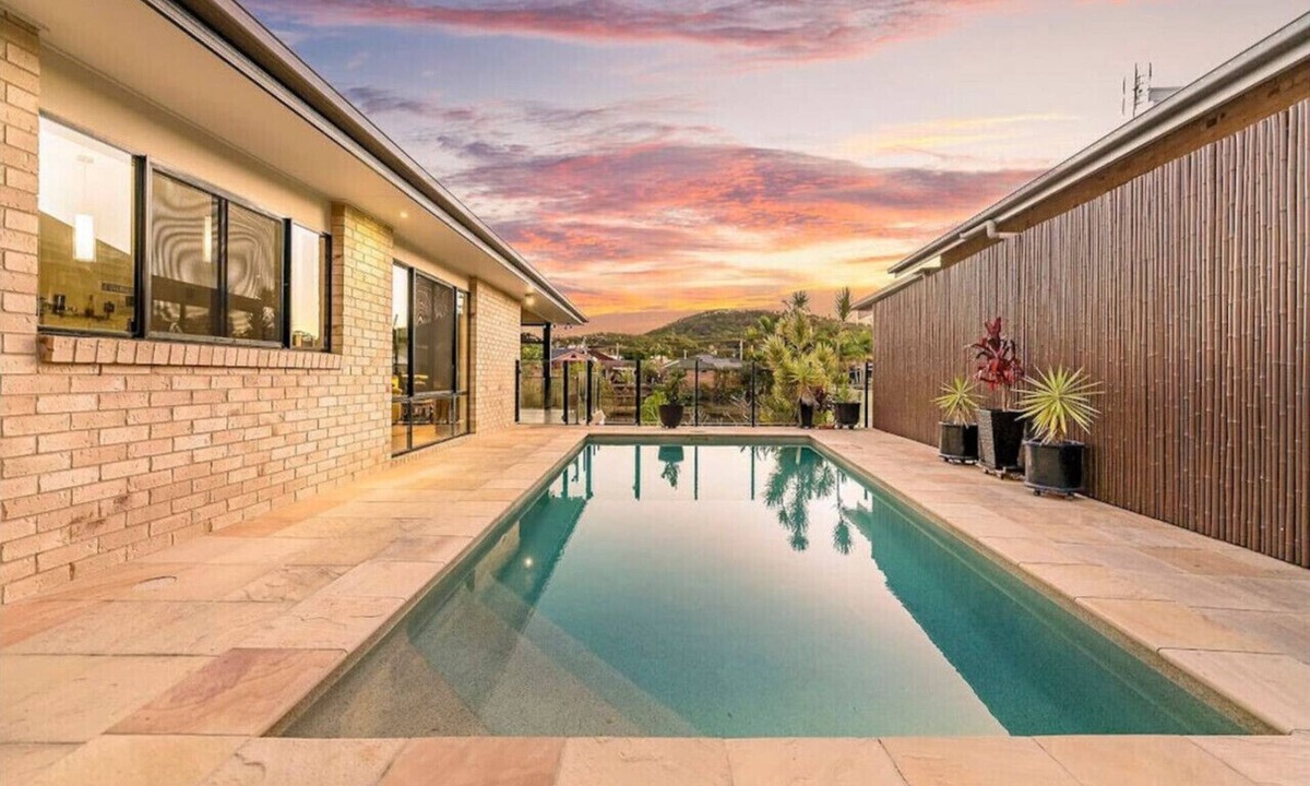 Bogangar House | CABA17 Waterfront home with a pool!