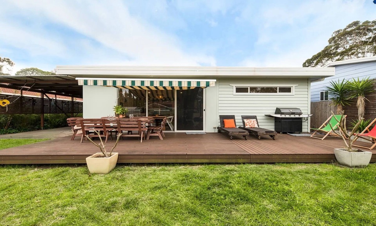 Callala Beach House | Callala Dreaming - a 3-4 minute stroll to the beach