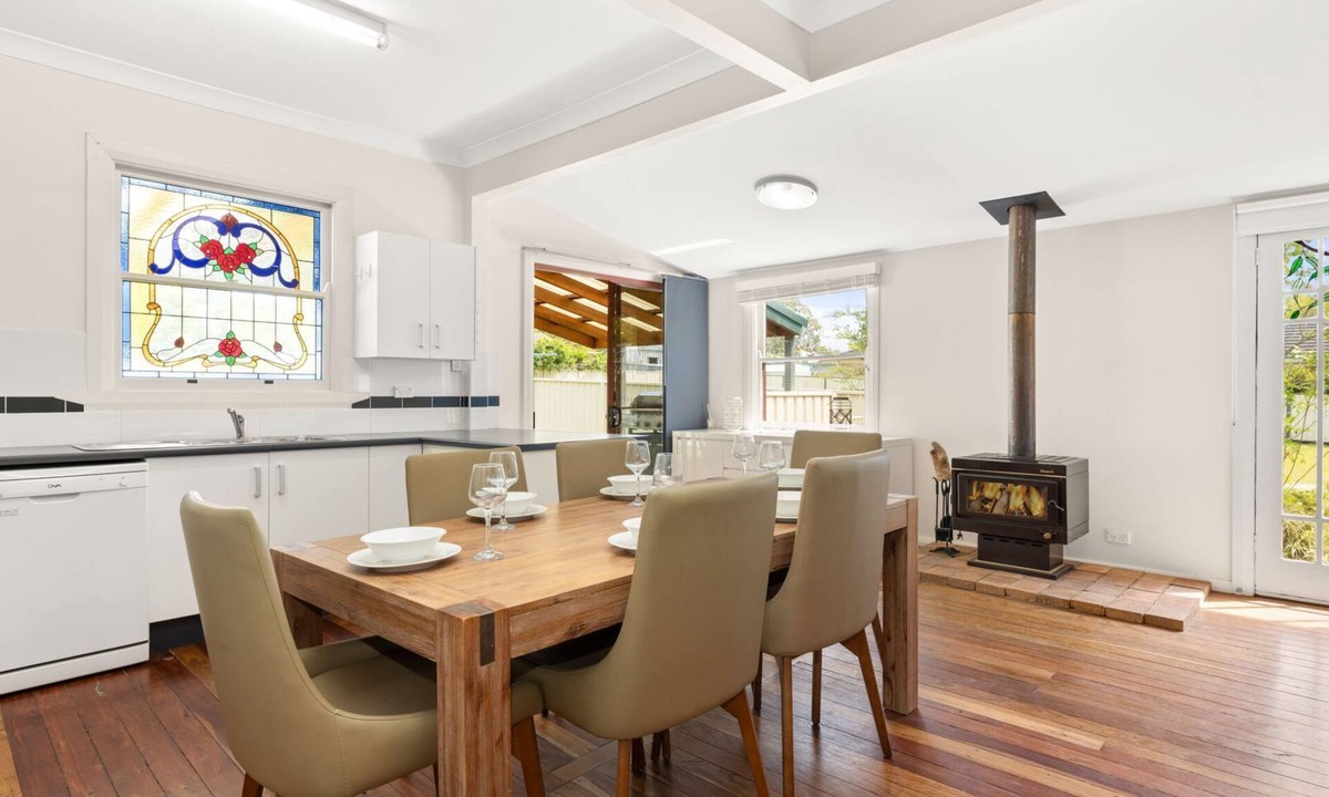 Huskisson Cottage | Campbell's Cottage by Experience Jervis Bay