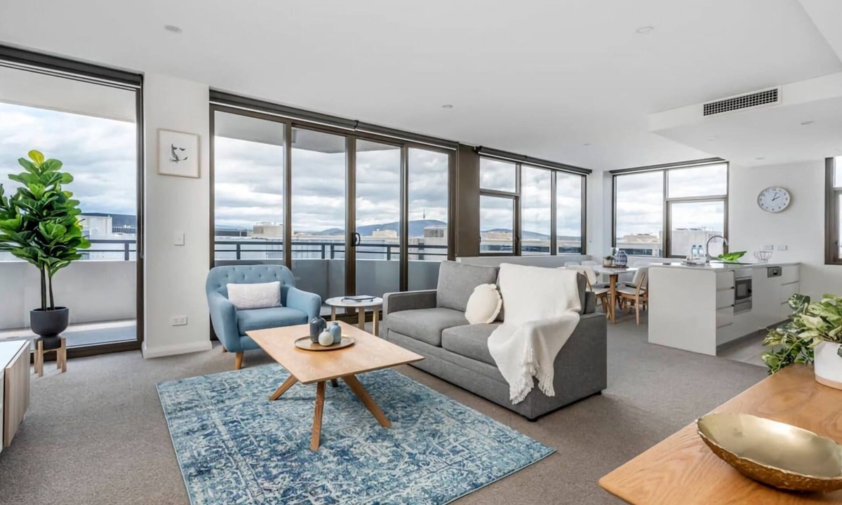 Barton Apartment | Capital Views Apartment with Parking