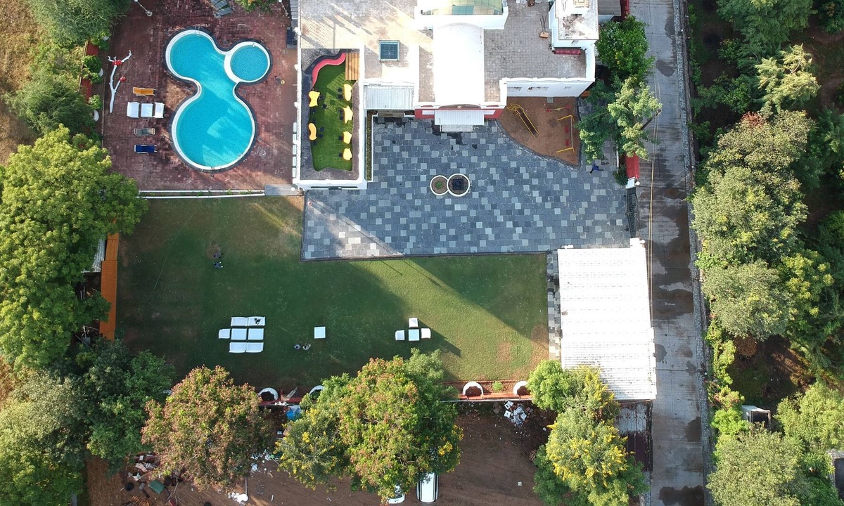 Ahmedabad Hotel | Casa Blanca Resort