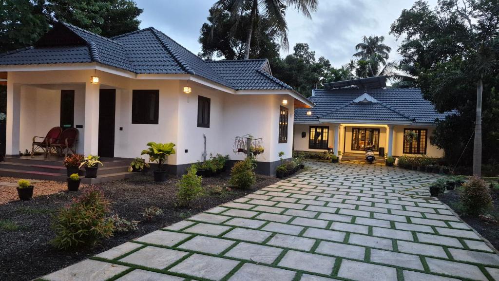 Aryad South Villa | Casa Luminaria
