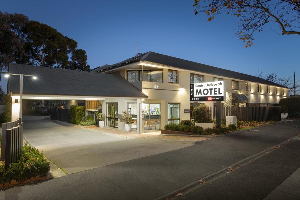 Bendigo Hotel | Central Deborah Motel