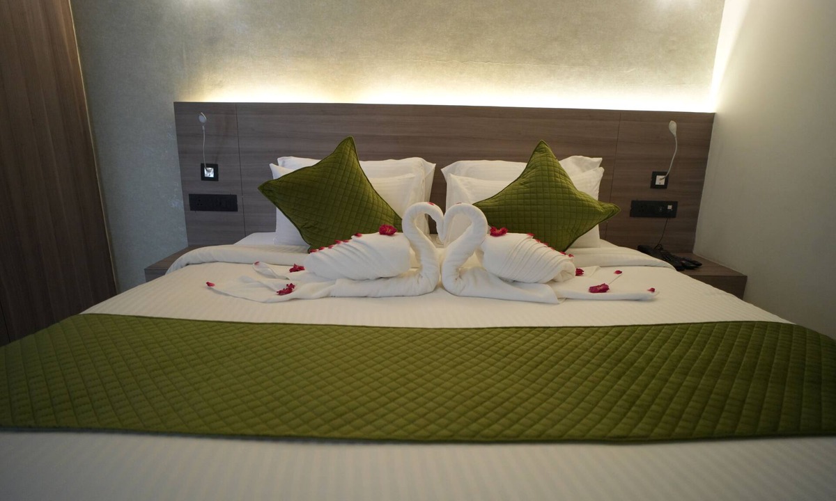 Alwar Hotel | Chestnutt Tree Hotel