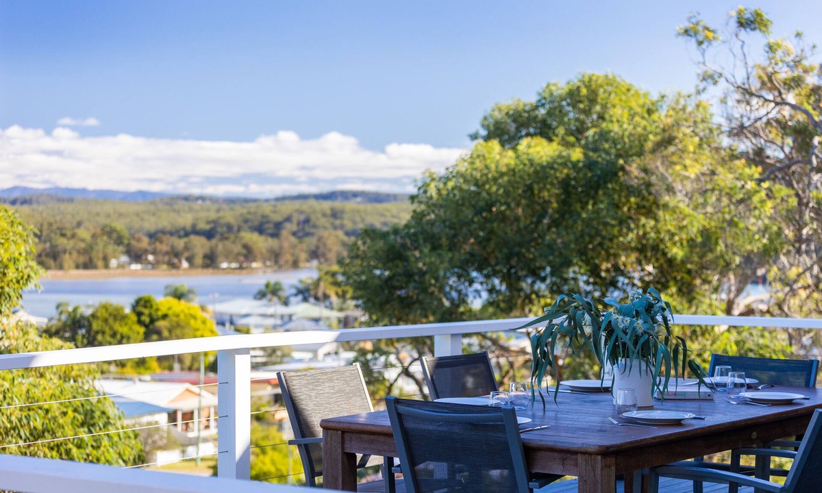 Burrill Lake House | Chilltown - Coastal Escape with Lake and Mountain Views